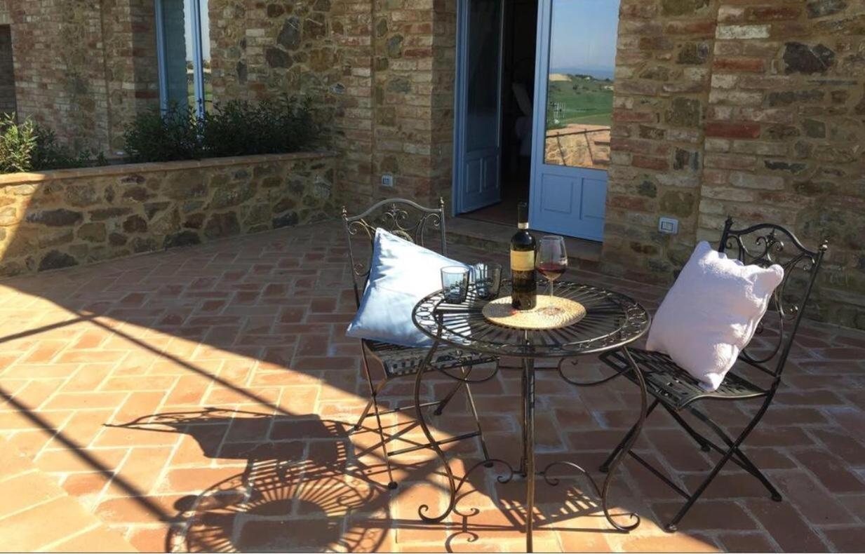 Cordella In Montalcino Wine Resort Exteriör bild